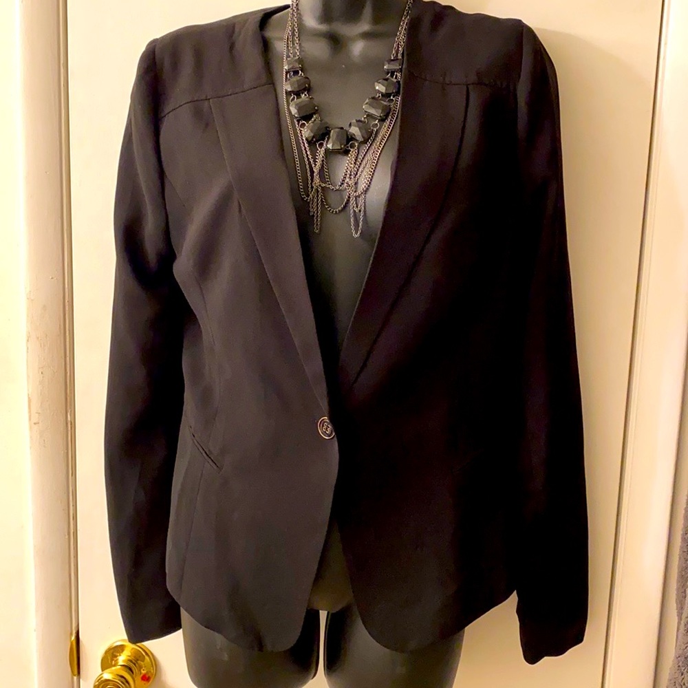 Cage Back Blazer - Picture 2 of 3